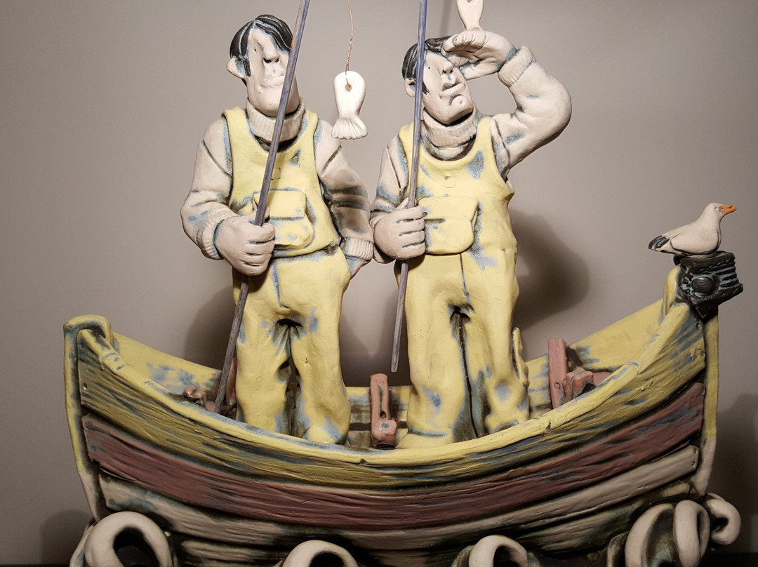Moy Mackay Gallery-皮布尔斯必去景点