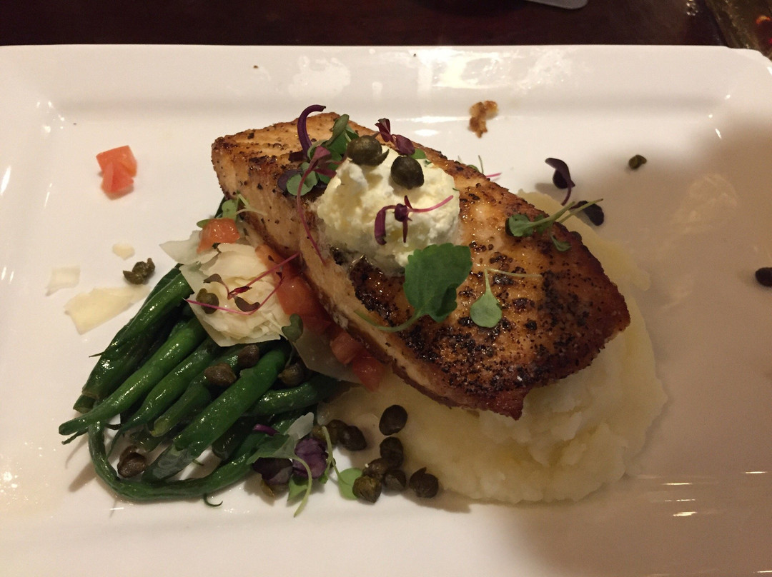 Nicholson's Tavern & Pub