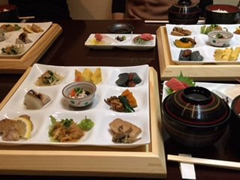 寿司 創作和食 左近