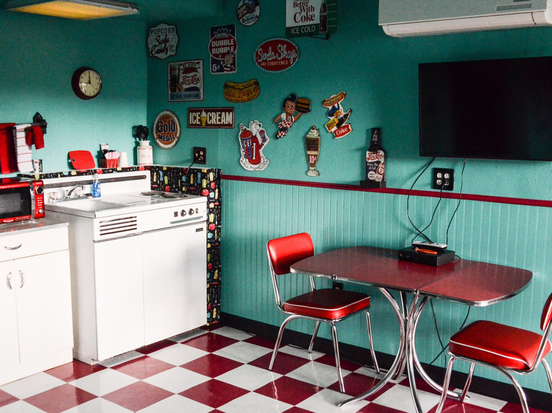 Corona Motel and RV主图