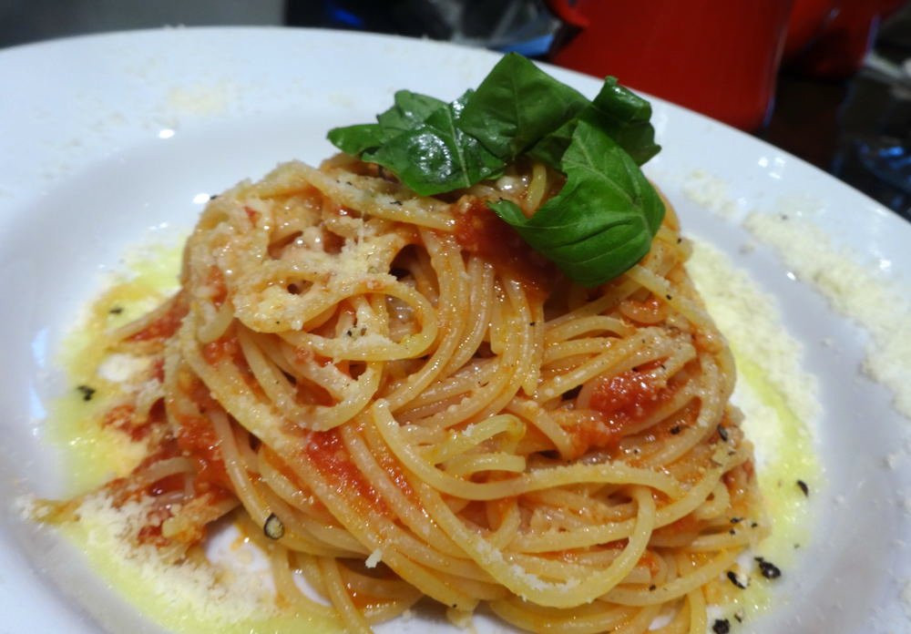 イタリア料理 イオタ