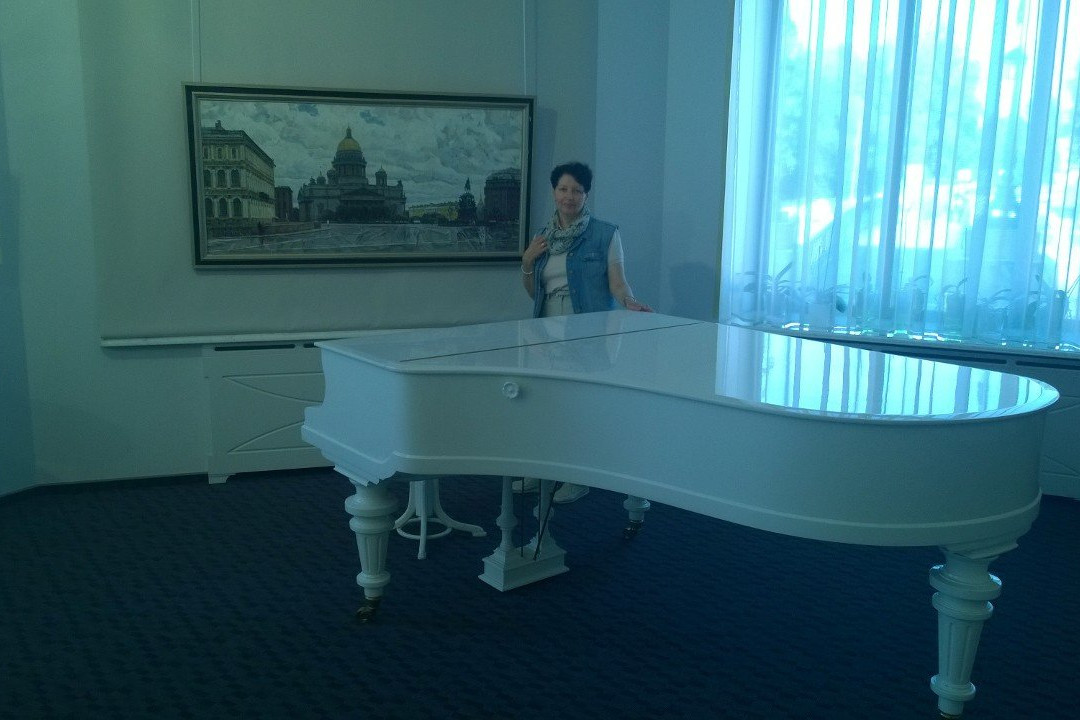 Saint Petersburg Artist Museum Exhibition Center景点图片