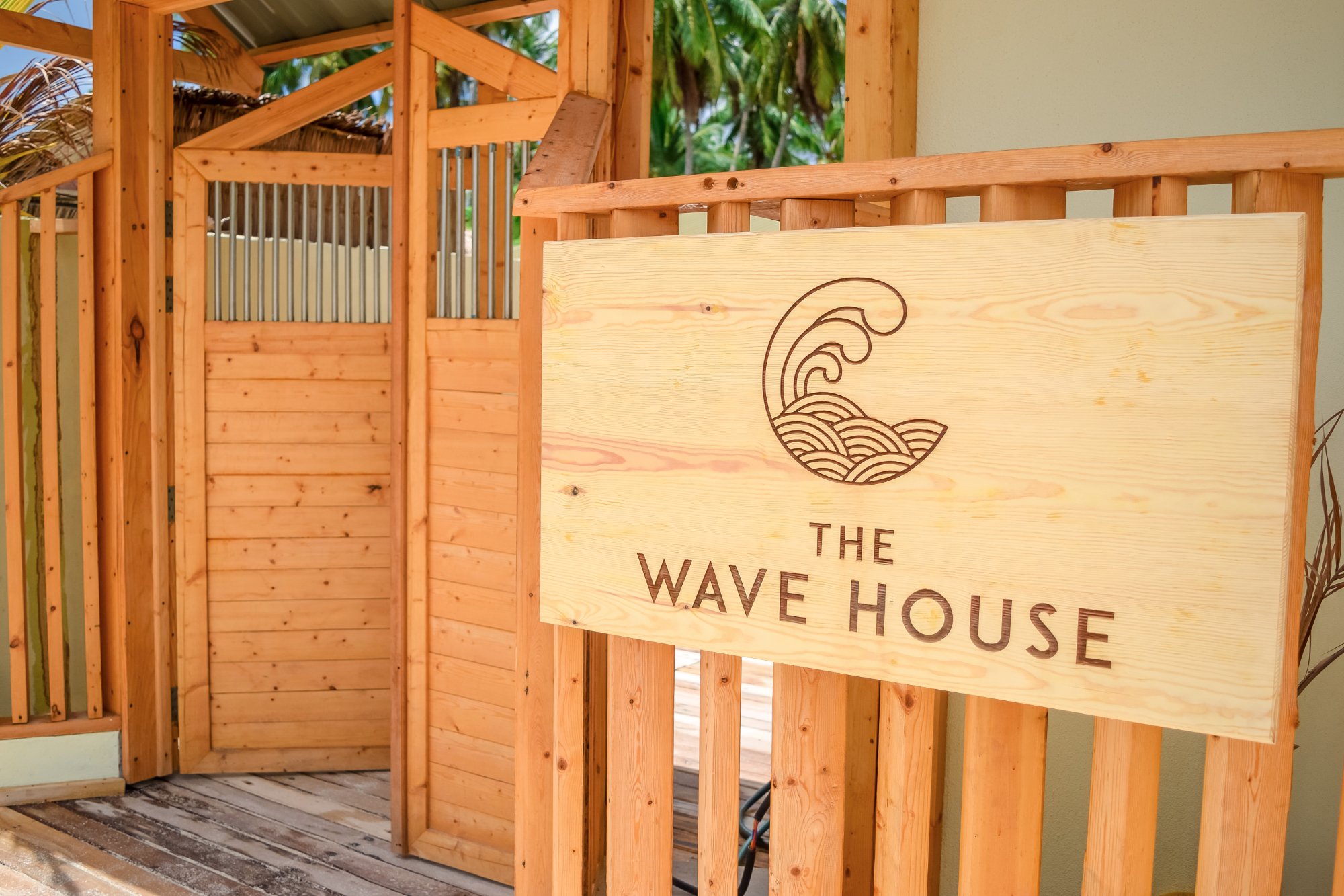 The Wave House-官方