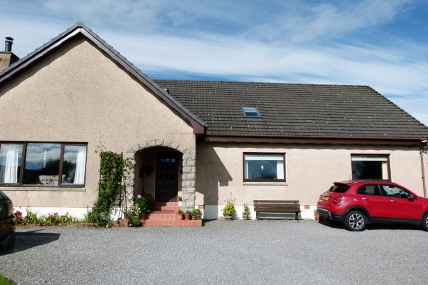 Schonwald Bed & Breakfast-官方