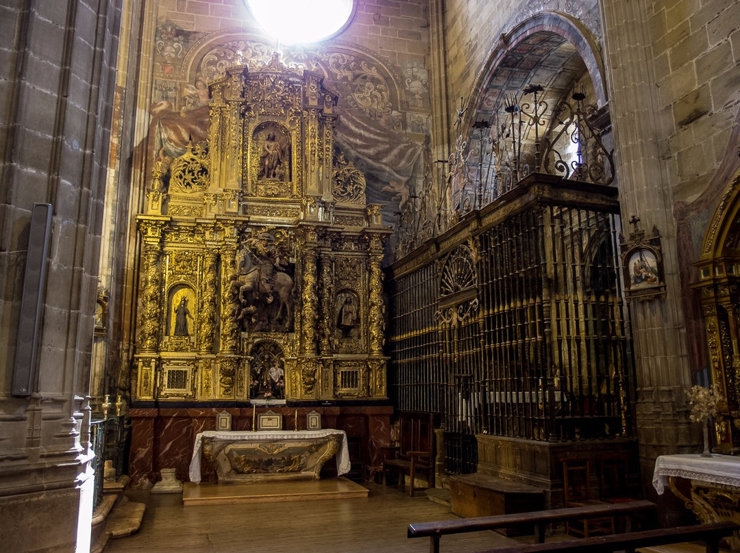 Iglesia de Nuestra Senora de la Asuncion景点图片