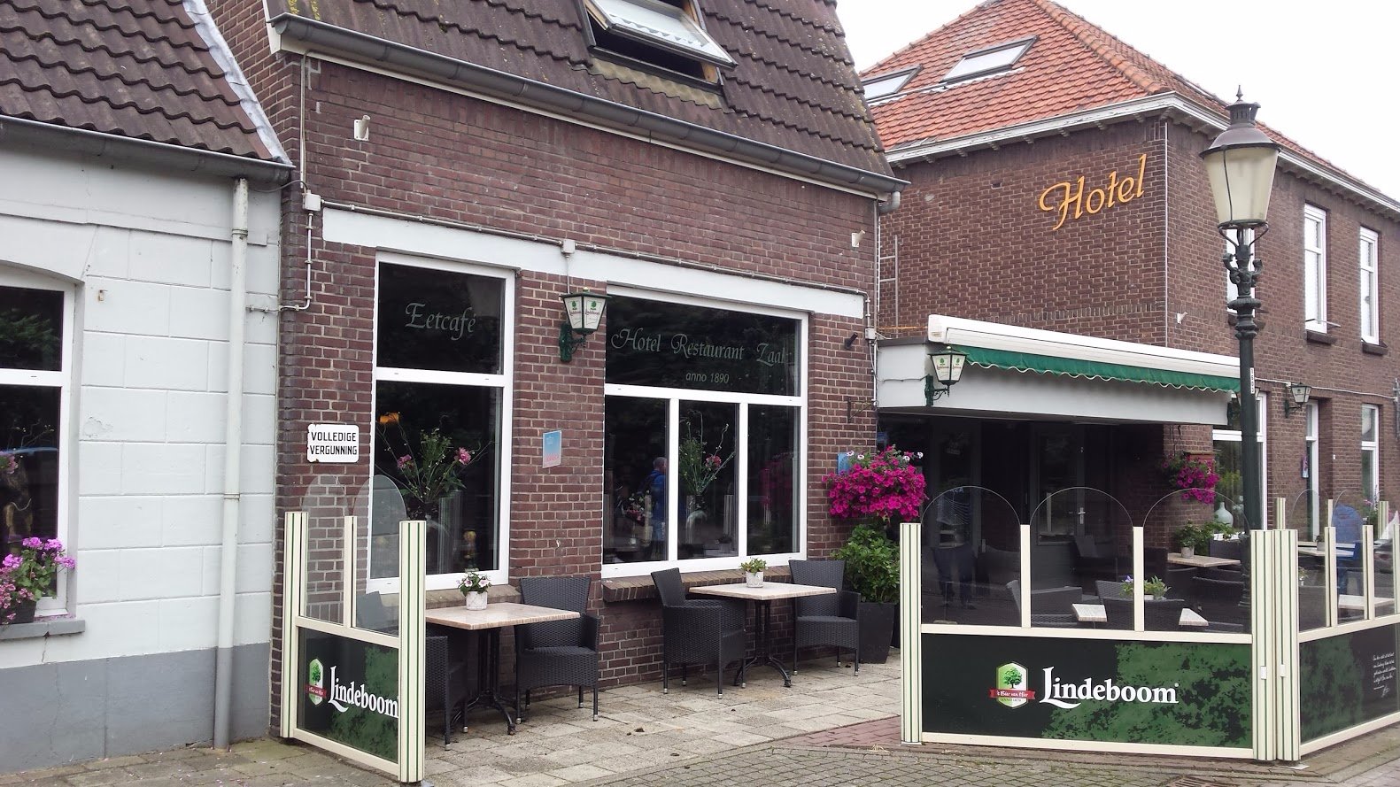 Hotel Restaurant Cafe Houben-浴室