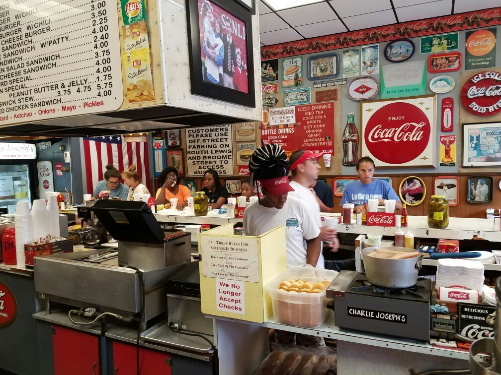 拉格兰奇餐馆和美食-Charlie Joseph's