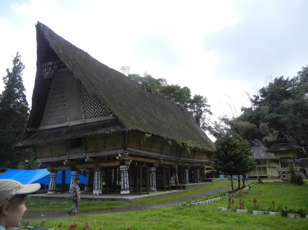 Longhouse in Lingga village景点图片