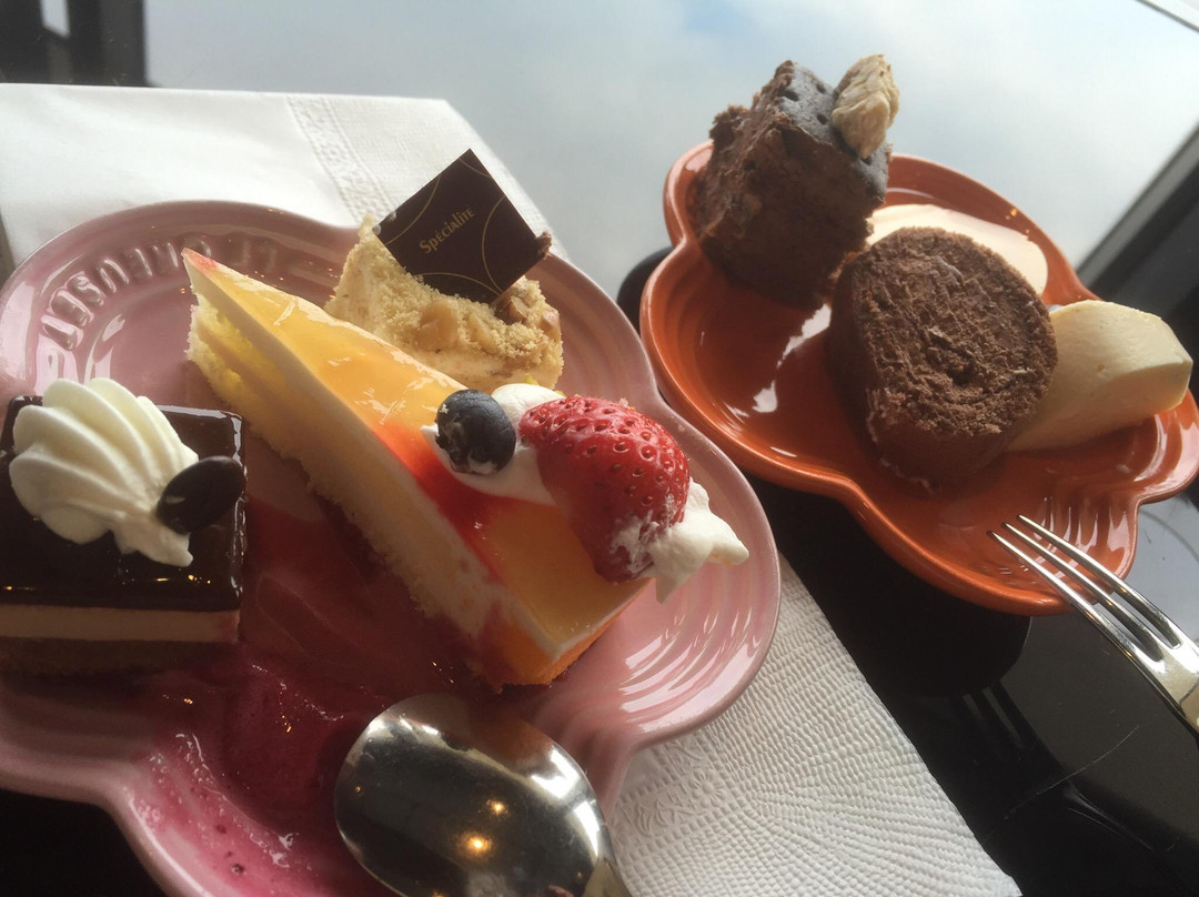 レストラン＆ラウンジ トランスブルー