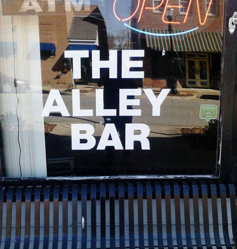 The Alley Bar景点图片