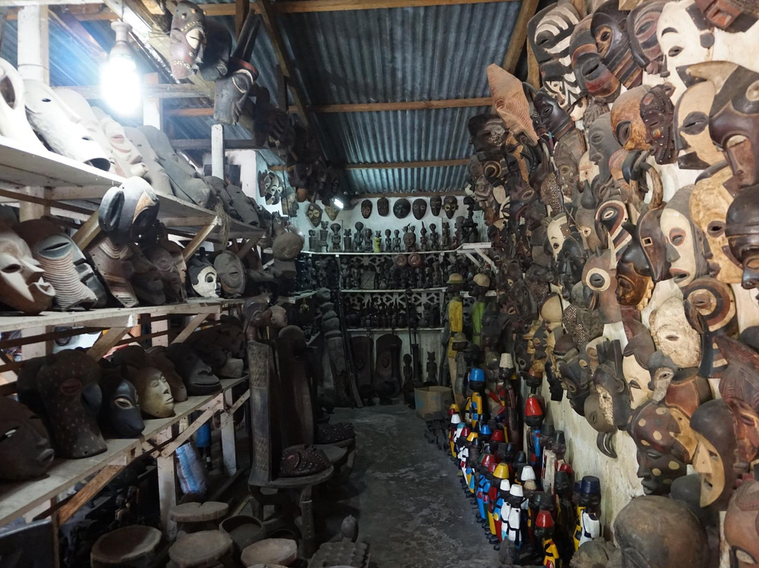 Mwenge Woodcarvers Market景点图片