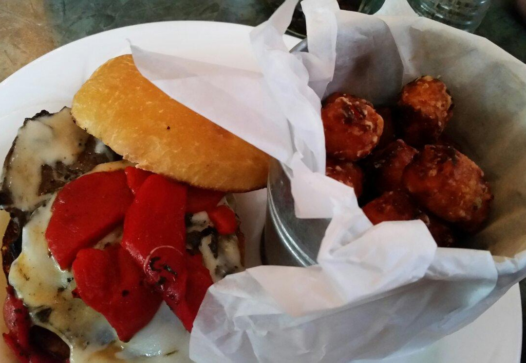 Pearl City餐馆和美食-The Rafters