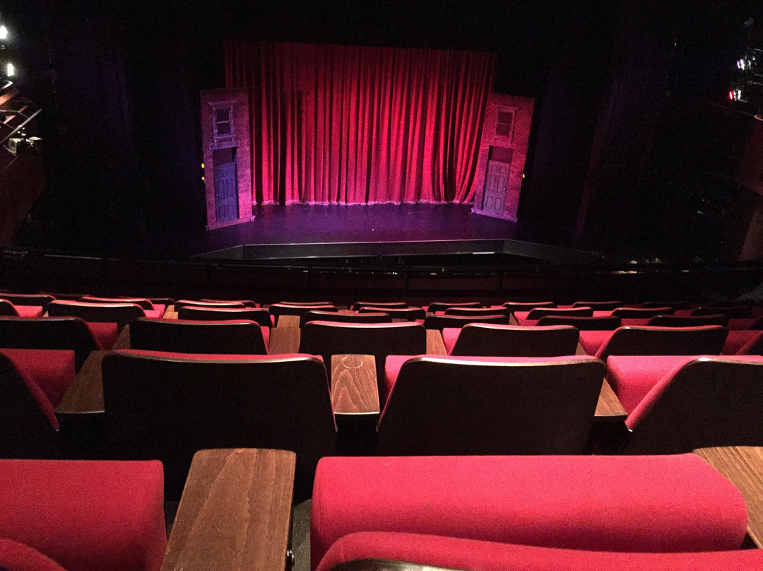 Curve Theatre景点图片