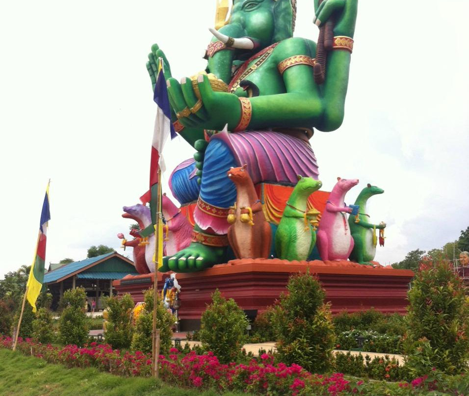Wat Sang Kaew Phothiyan-夜岁必去景点
