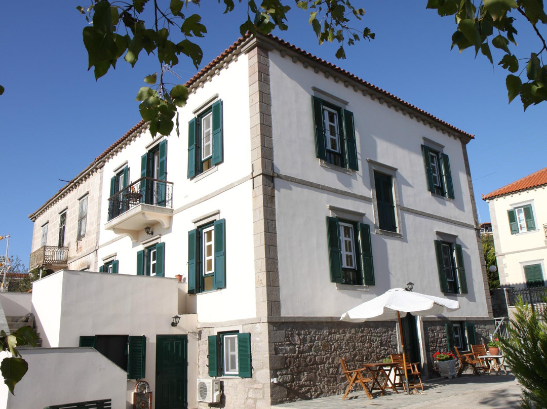 Artemis Traditional Resort主图