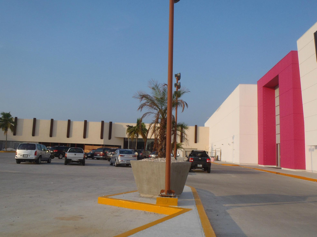 Plaza Zentralia-卡门城必去景点