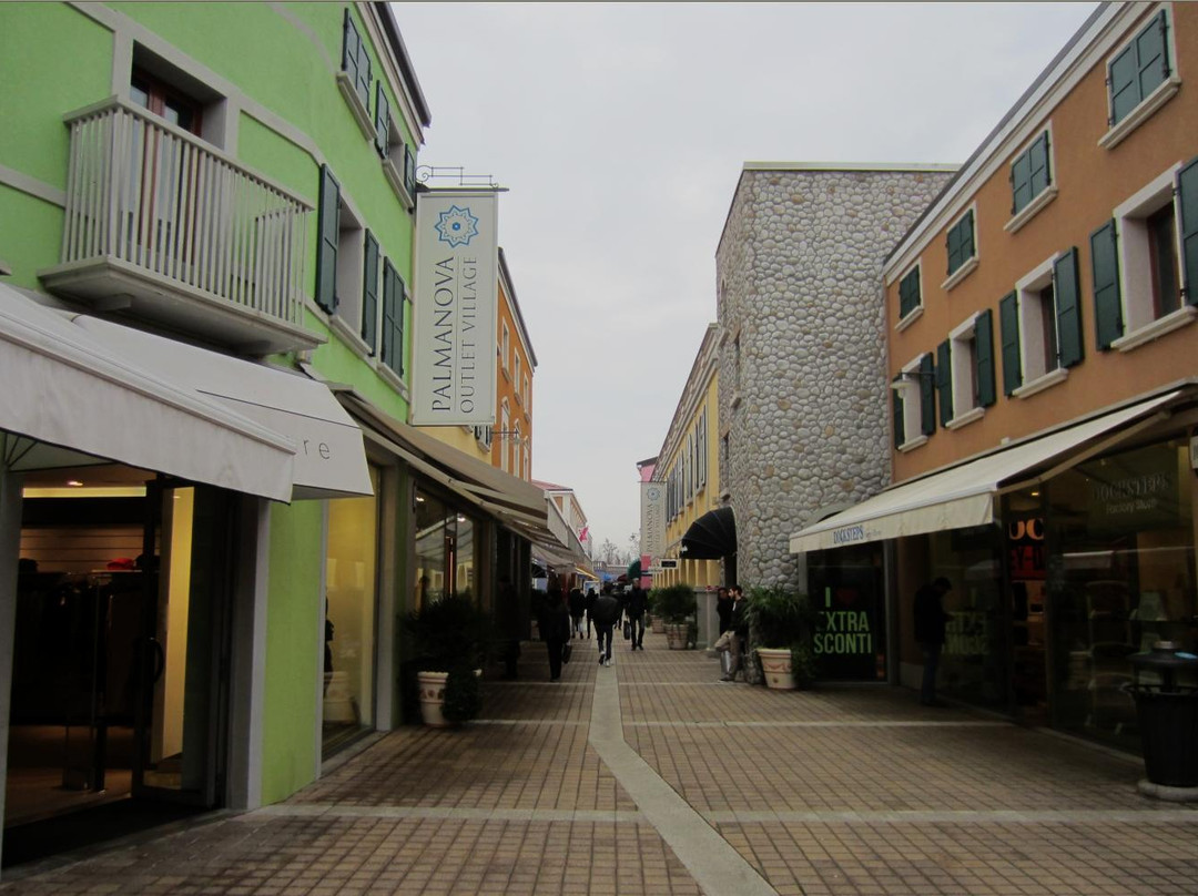 Palmanova Village景点图片