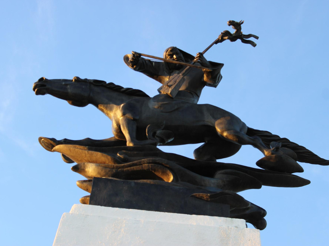 蒙古旅游景点-Morin Khuur Monument