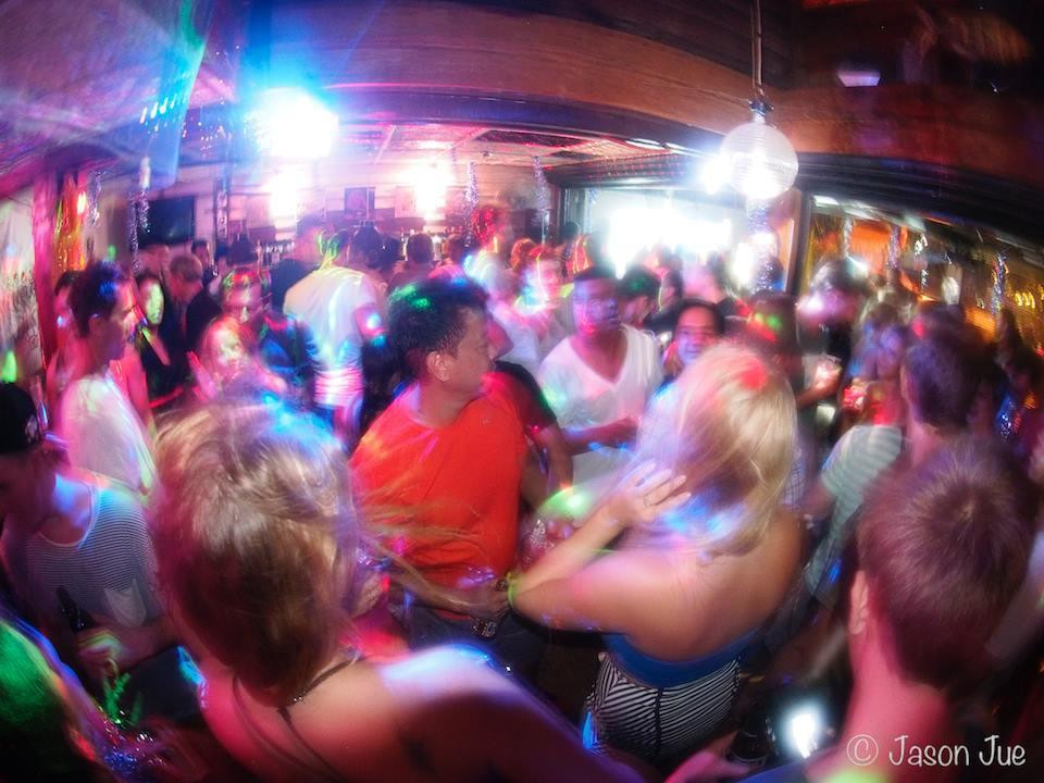 Pinarella Bay-邦劳岛必去景点