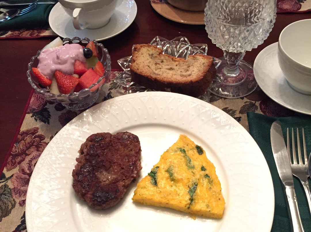 Robin's Nest Bed and Breakfast主图