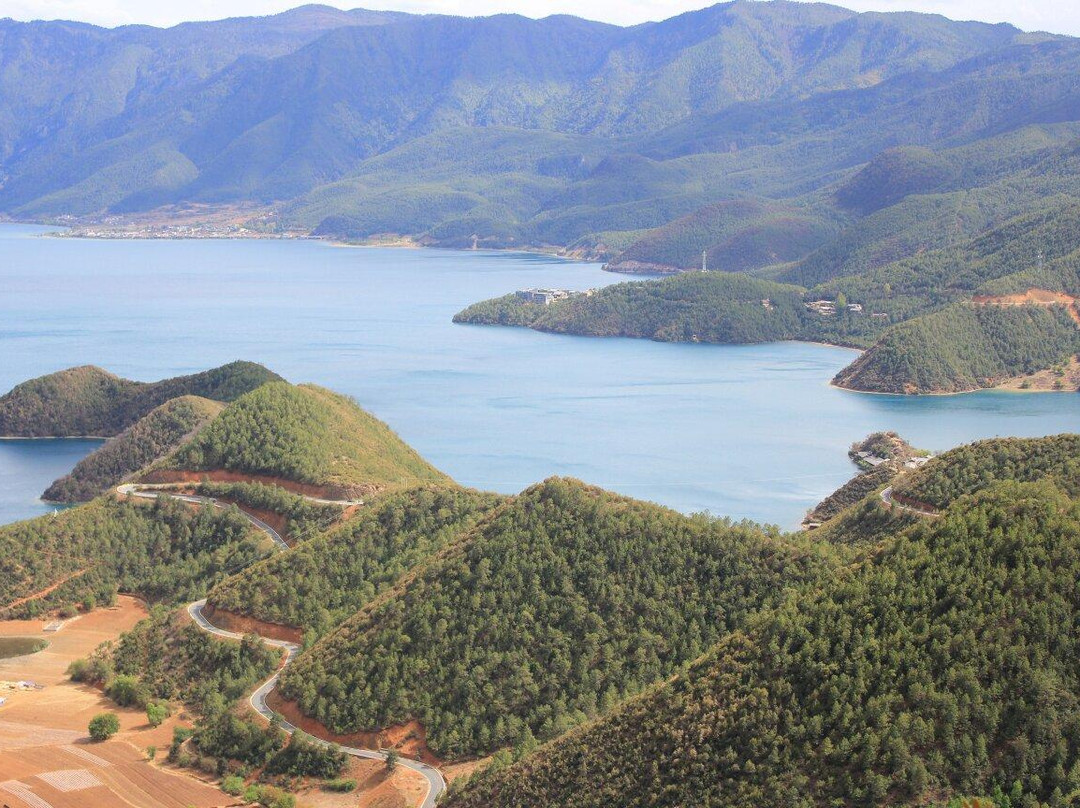 里务比岛-宁蒗彝族自治县必去景点