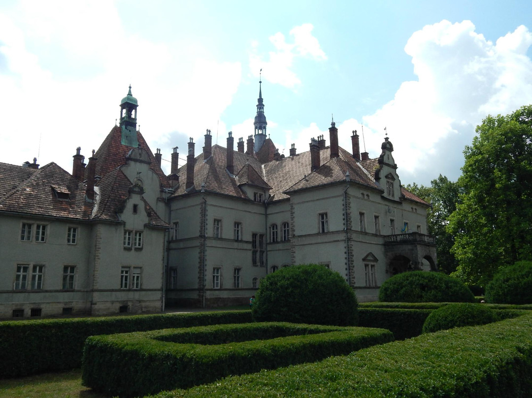 Castle Shenbornov-Karpaty必去景点