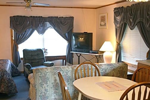 Water's Edge Motel-官方