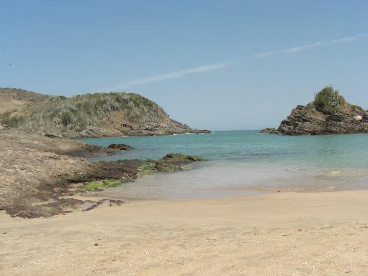 Ferradurinha Beach-布基亚斯必去景点