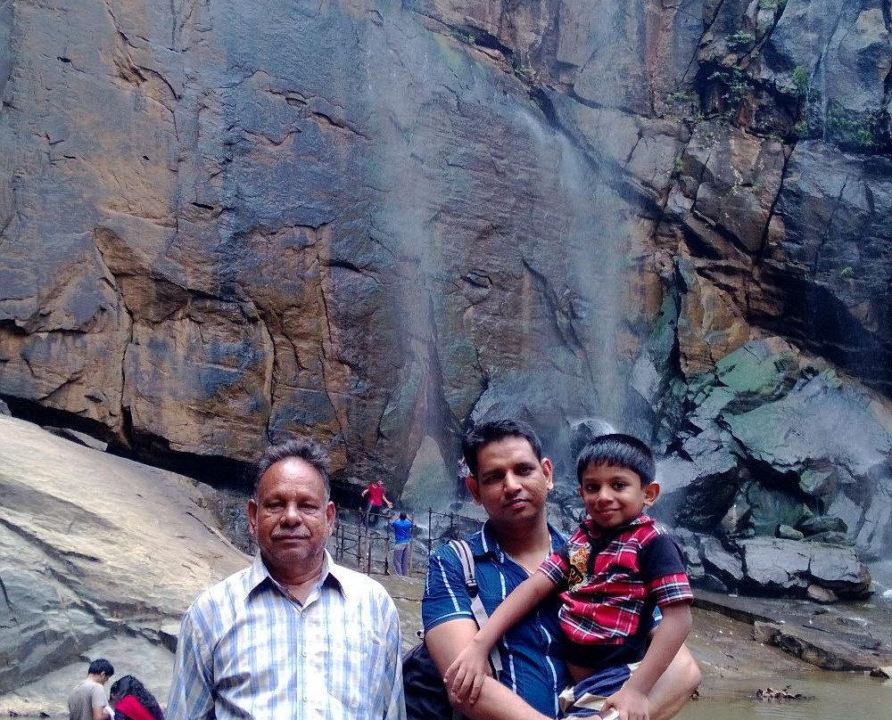 Agaya Gangai Waterfalls景点图片