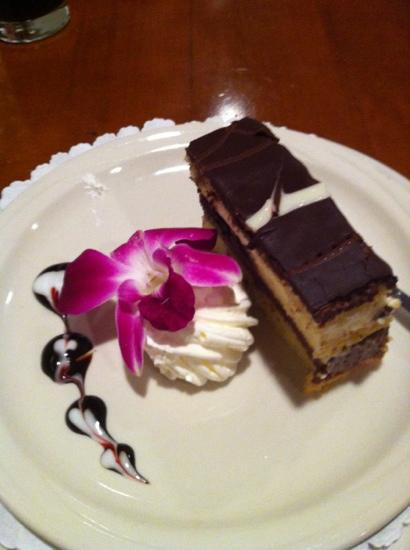 Flintstone餐馆和美食-Lakeside Restaurant