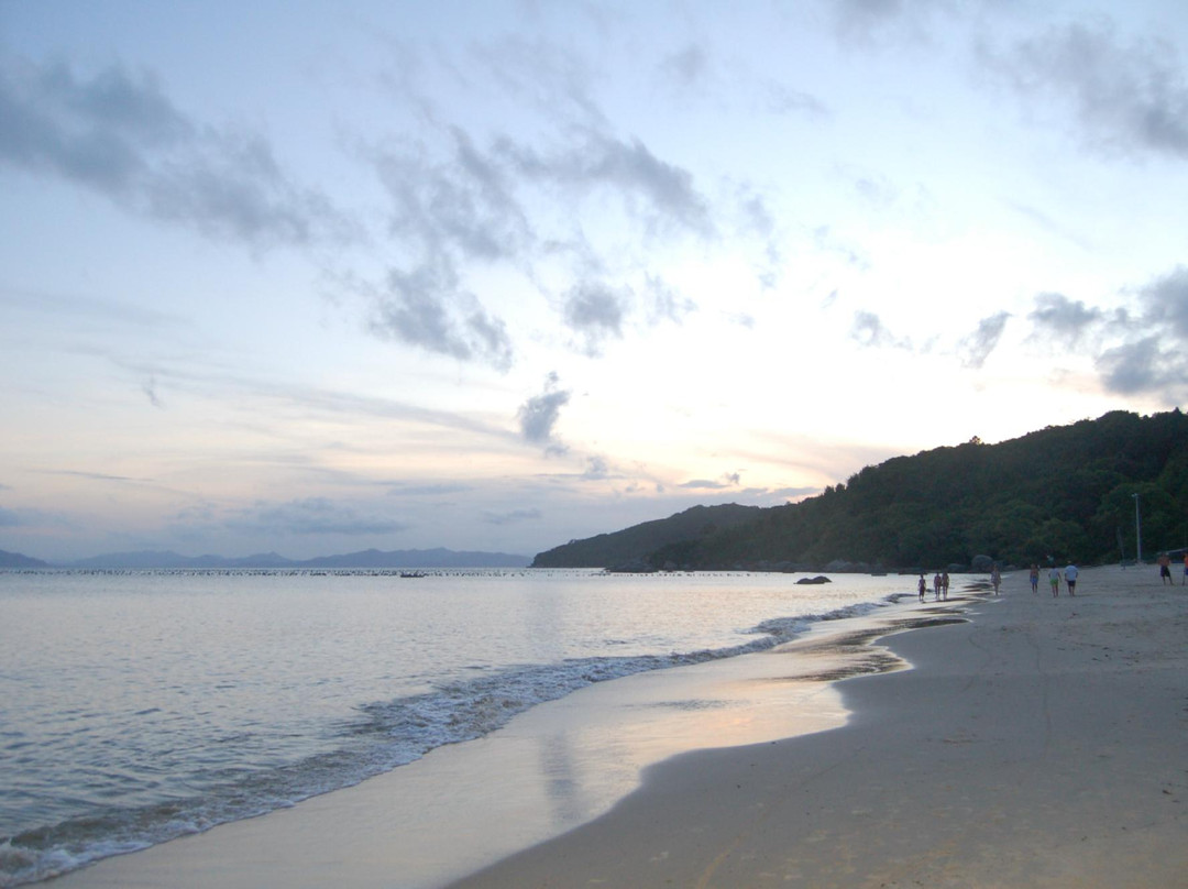 Praia dos Zimbros-Bombinhas必去景点