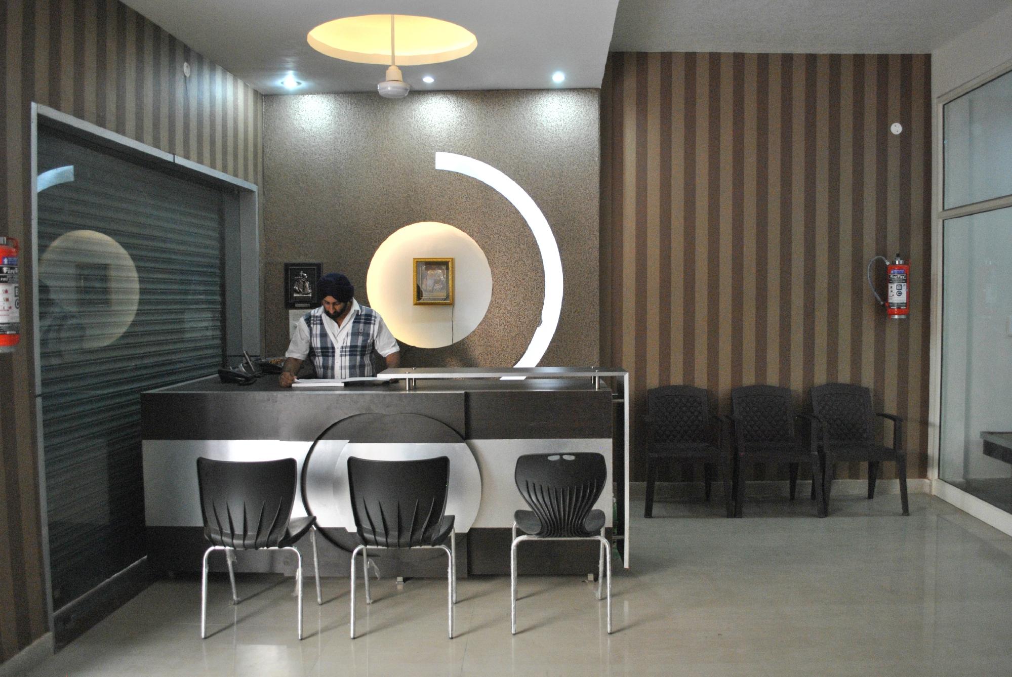 Akash Motel-官方