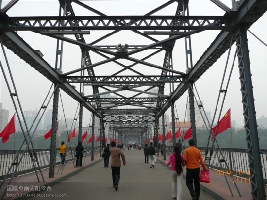 黄河铁桥景点图片