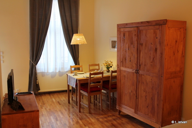 Fabini Apartments-官方