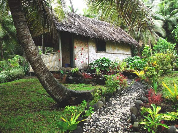 Tanna Iwaru Beach Bungalows