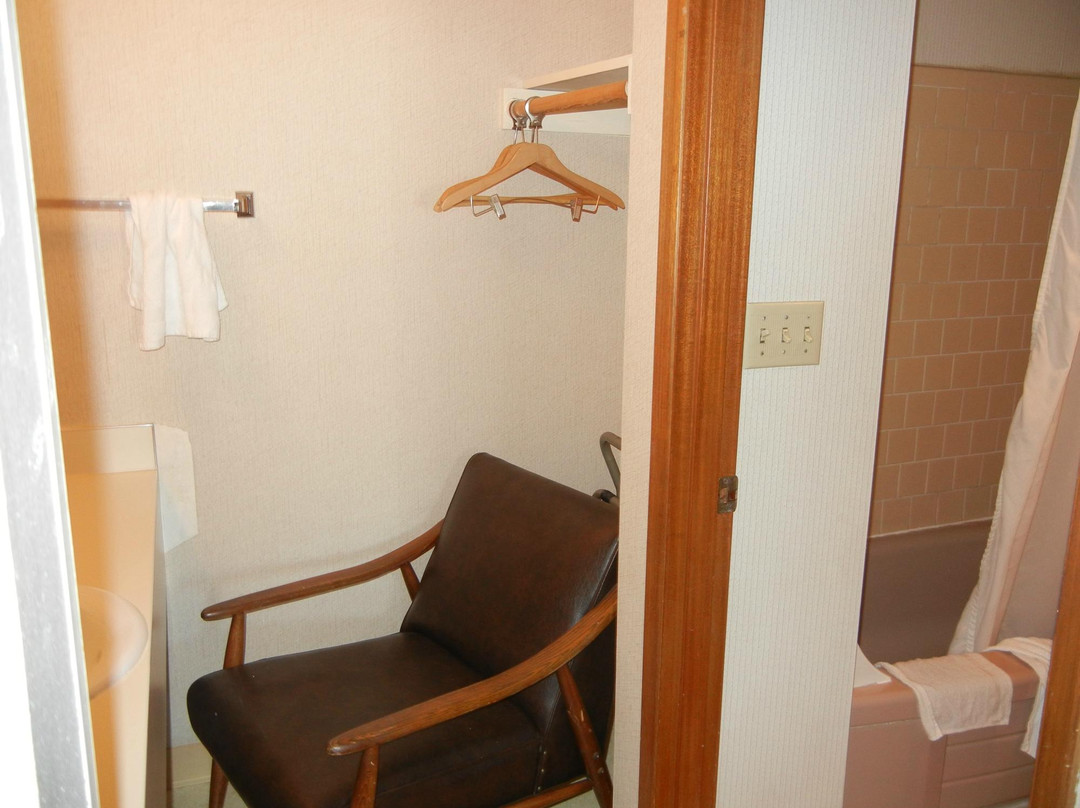 Royal Motor Inn主图