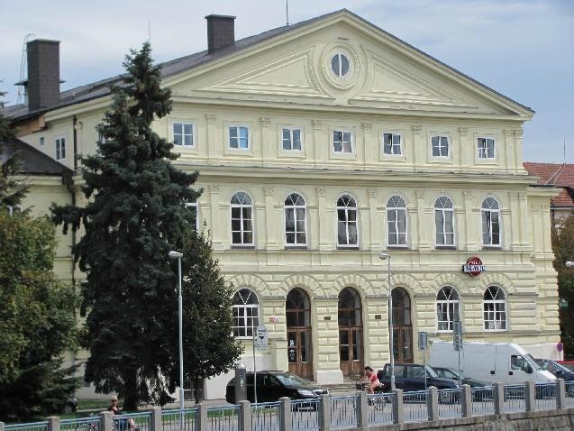 German House - House of Culture Slavie-契斯凯布达札维必去景点