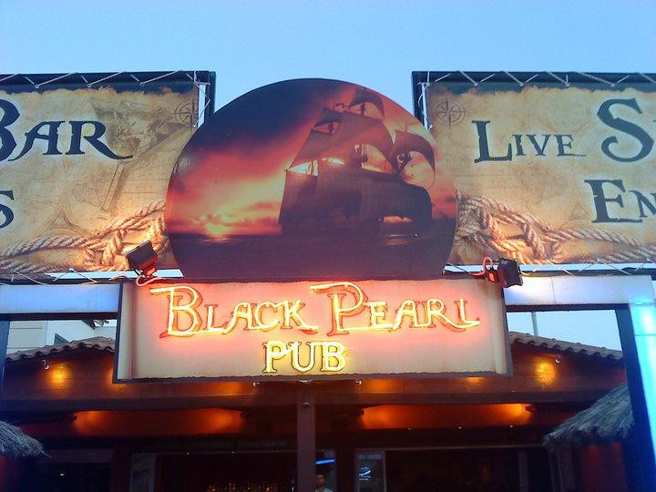 Black Pearl Bar-卡拉马其必去景点