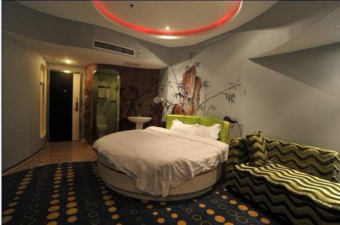 舜耕假日酒店主图