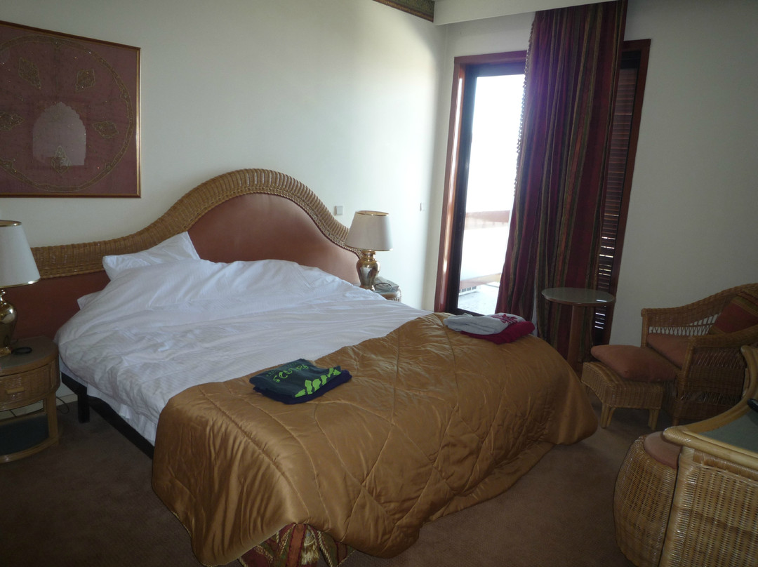 耐普赫利酒店主图