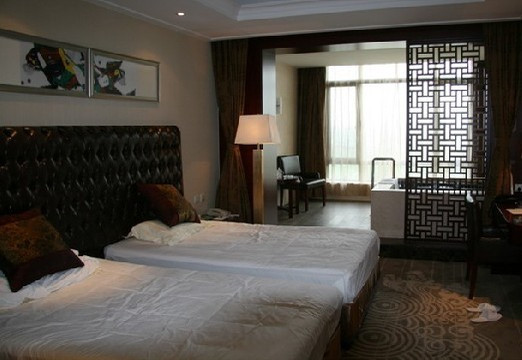 九华山庄贵宾楼大酒店主图