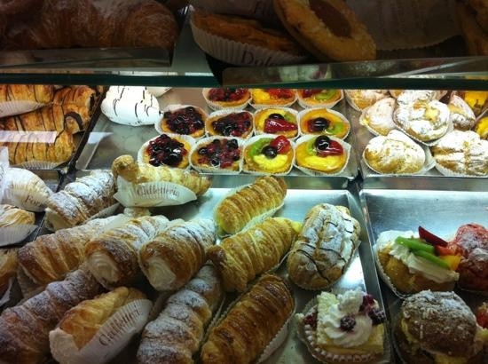 Pasticceria Panetteria F.lli Lollini