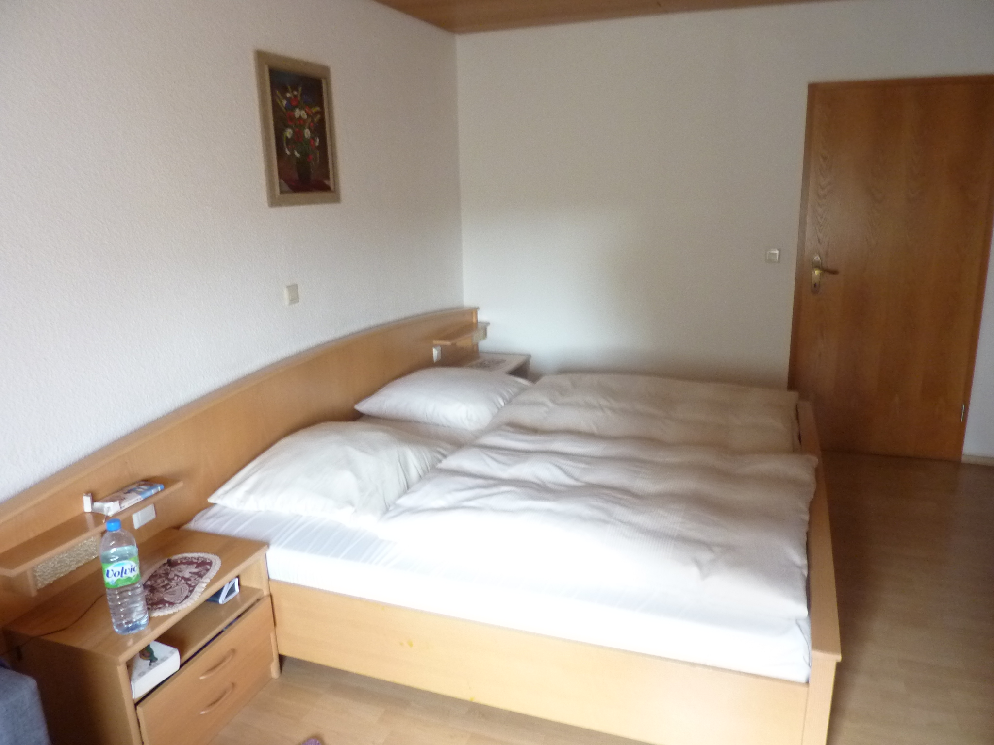 Gasthof Liederhalle-客卧