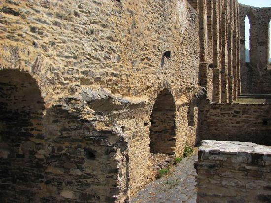 Klosterruine Stuben-Bremm必去景点