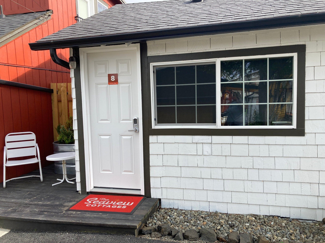 Seaview Cottages主图