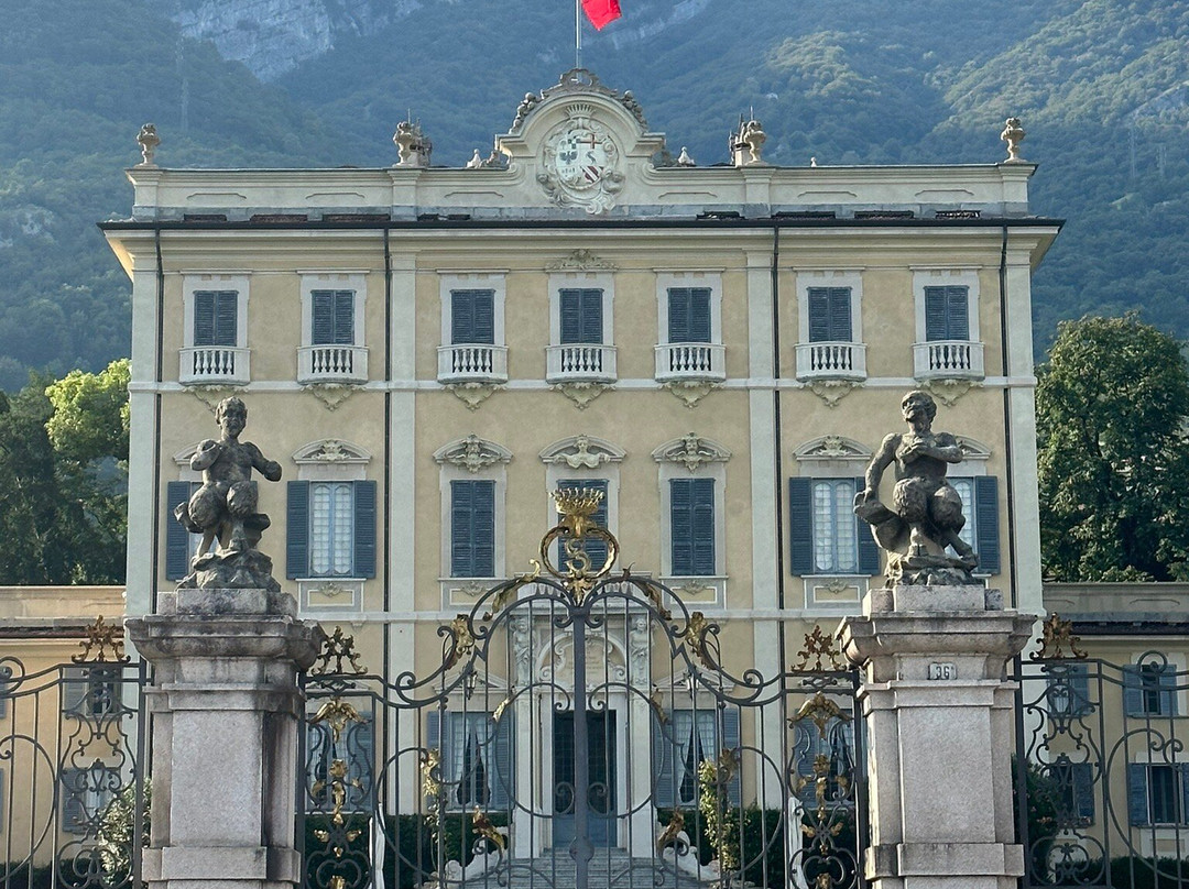 Villa Sola Busca - complesso-特雷梅佐必去景点