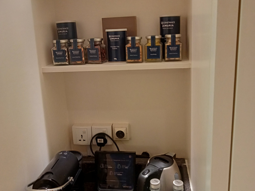 康斯丹蕾沐莉亚度假酒店主图