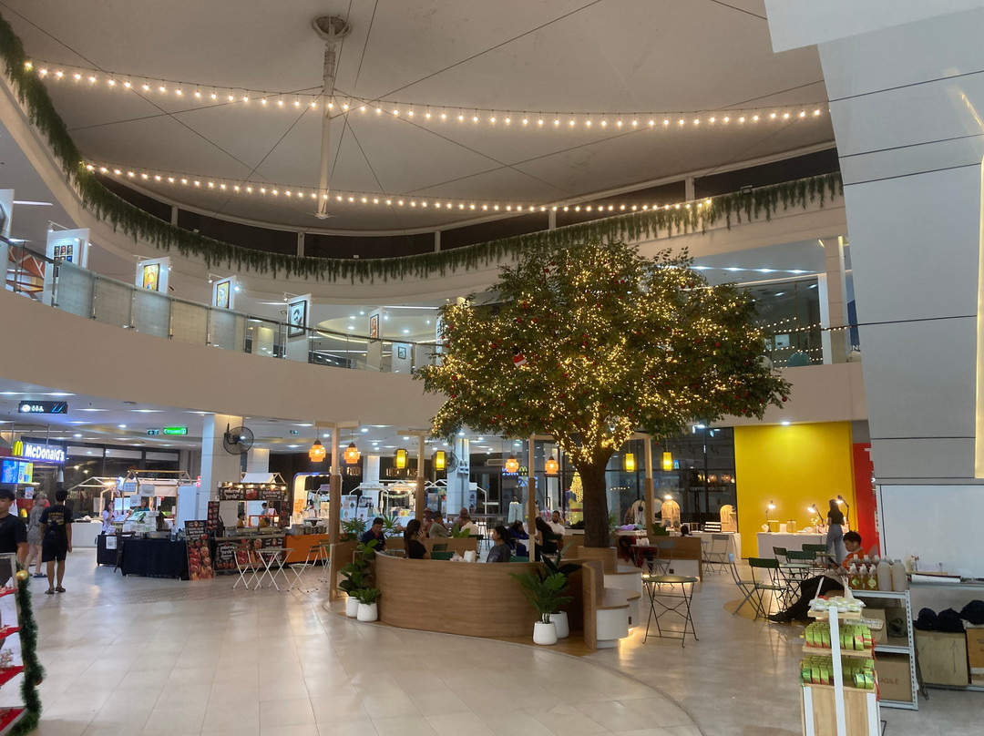 Limelight Avenue-普吉镇必去景点