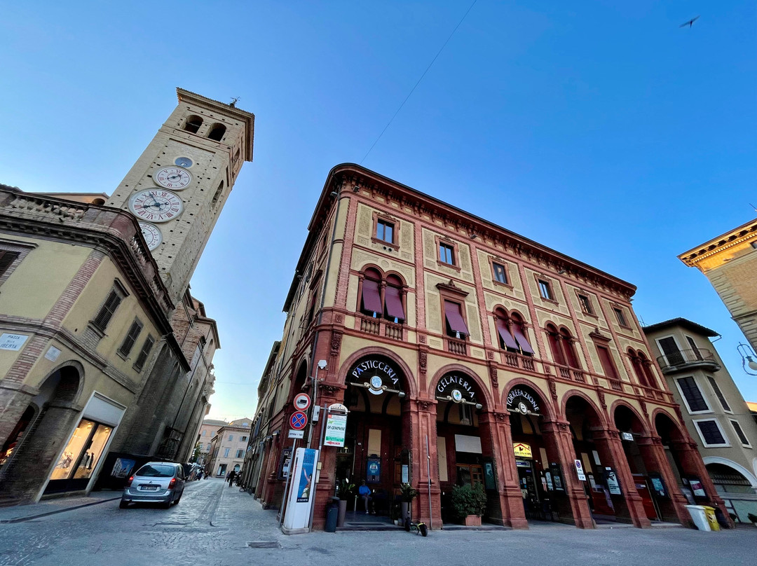 Piazza Della Libertà景点图片