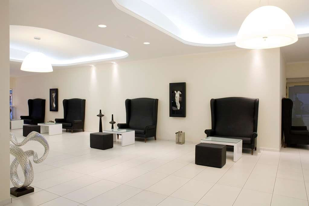 Golden Beach Hotel主图